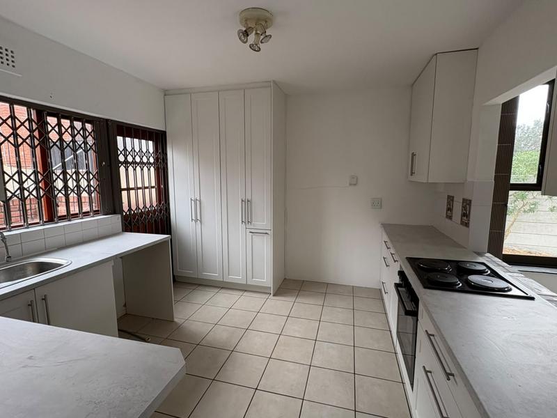 To Let 3 Bedroom Property for Rent in Fish Hoek Western Cape